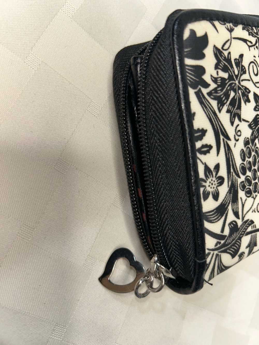 Gigi Hill Black & White Floral Zip-Around Wallet with Silver Plaque - Picture 2 of 4